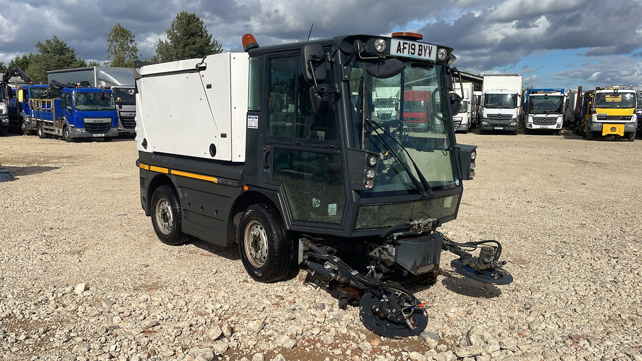 SCHMIDT COMPACT 200 - Возило за метење: слика 1 SCHMIDT COMPACT 200 - Возило за метење: слика 1