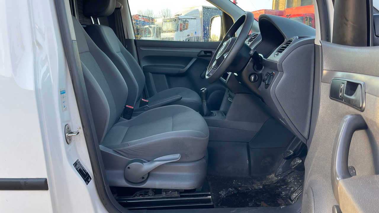 VOLKSWAGEN CADDY C20 STARTLINE 1.6 TDI 75PS - Мало комбе: слика 5 VOLKSWAGEN CADDY C20 STARTLINE 1.6 TDI 75PS - Мало комбе: слика 5