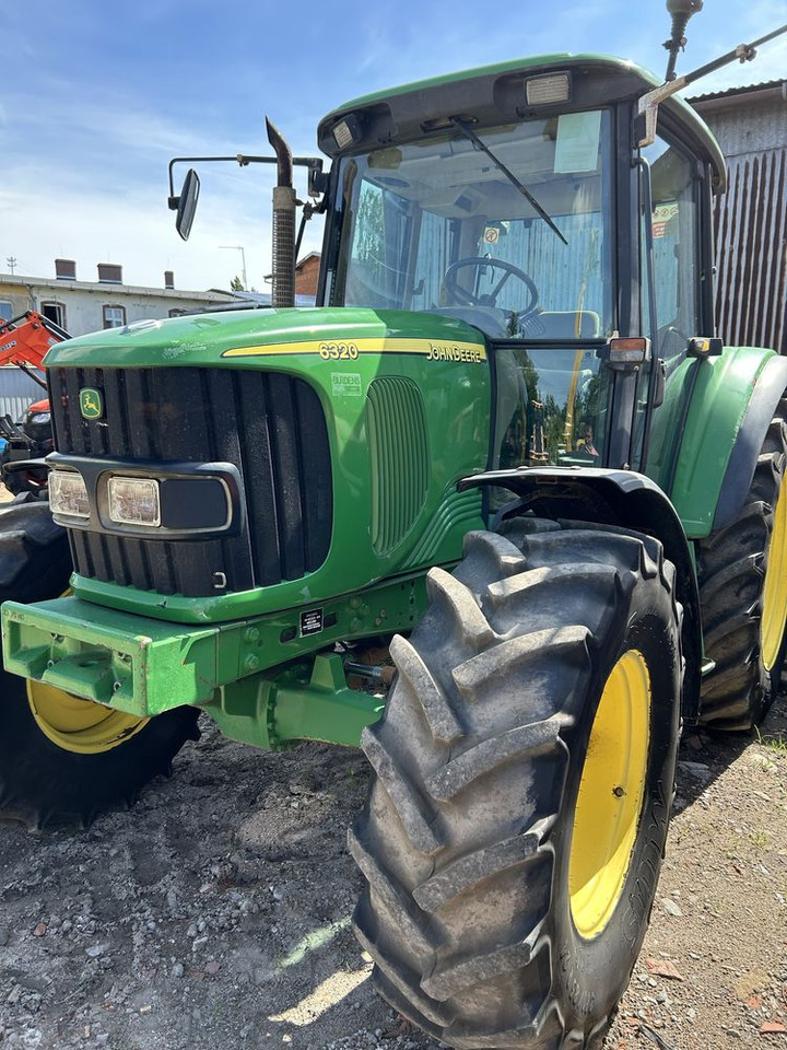 Traktor John Deere 6320 JD PQ Pełzaki 2007r - Трактор: слика 1 Traktor John Deere 6320 JD PQ Pełzaki 2007r - Трактор: слика 1