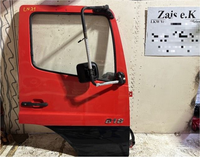 Atego Beifahrertür,rot,Innenverkleidung LN 21 - Врата и делови за Камион: слика 1 Atego Beifahrertür,rot,Innenverkleidung LN 21 - Врата и делови за Камион: слика 1