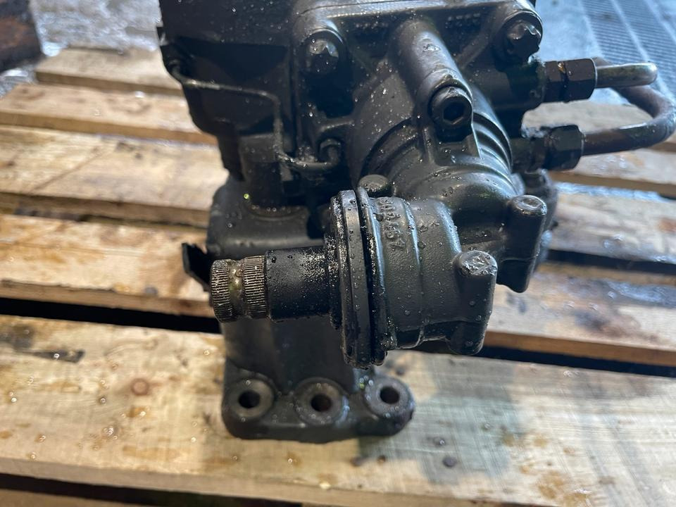 DAF CF Lenkung Lenkgetriebe - Волан за управување за Камион: слика 4 DAF CF Lenkung Lenkgetriebe - Волан за управување за Камион: слика 4