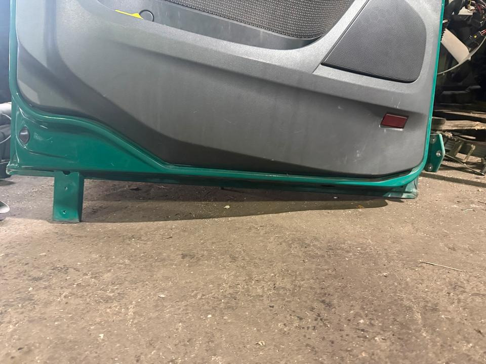 DAF XF 460 EU6 Fahrertür Grün Links Spiegel Innenverkleidung - Врата и делови за Камион: слика 3 DAF XF 460 EU6 Fahrertür Grün Links Spiegel Innenverkleidung - Врата и делови за Камион: слика 3