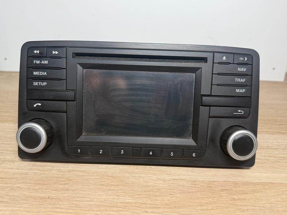 MAN BOSCH Multimedia Radio 81.28100-6026 - Систем за навигација за Камион: слика 2 MAN BOSCH Multimedia Radio 81.28100-6026 - Систем за навигација за Камион: слика 2