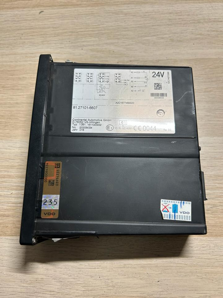 MAN EURO 6 Tachograph 81.27101-6607 - Тахограф: слика 2 MAN EURO 6 Tachograph 81.27101-6607 - Тахограф: слика 2