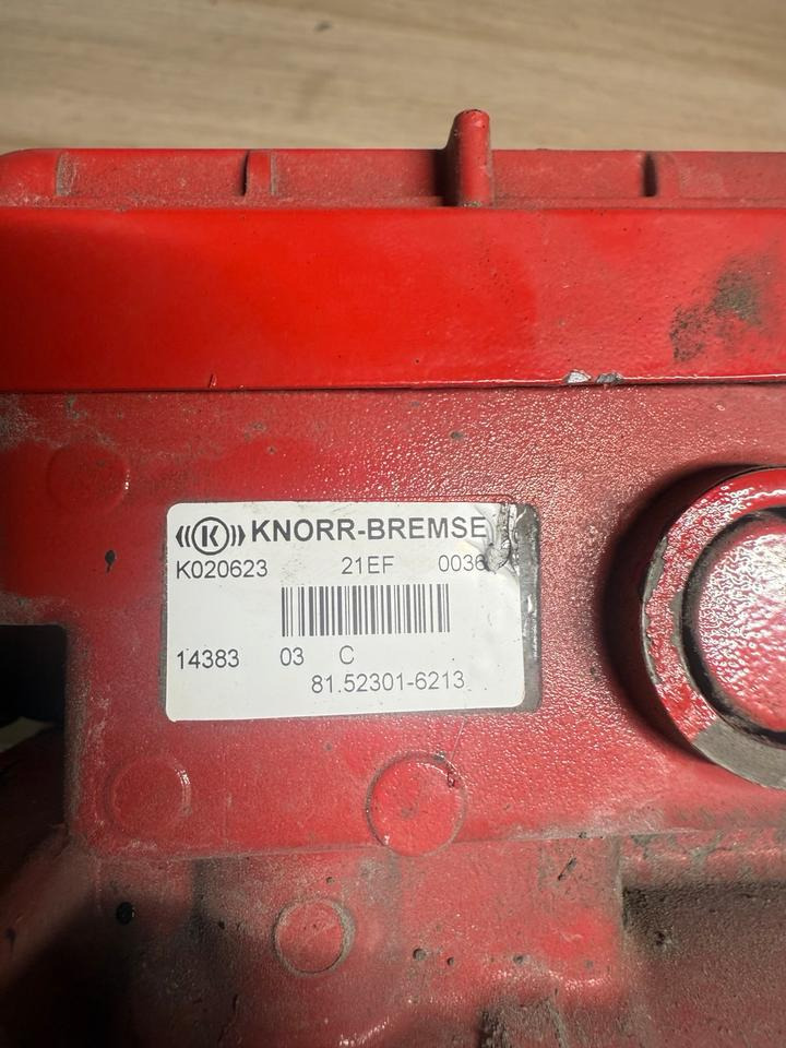 MAN KNORR-BREMSE EBS Ventil K020623 81.52301-6213 - Вентил за Камион: слика 5 MAN KNORR-BREMSE EBS Ventil K020623 81.52301-6213 - Вентил за Камион: слика 5