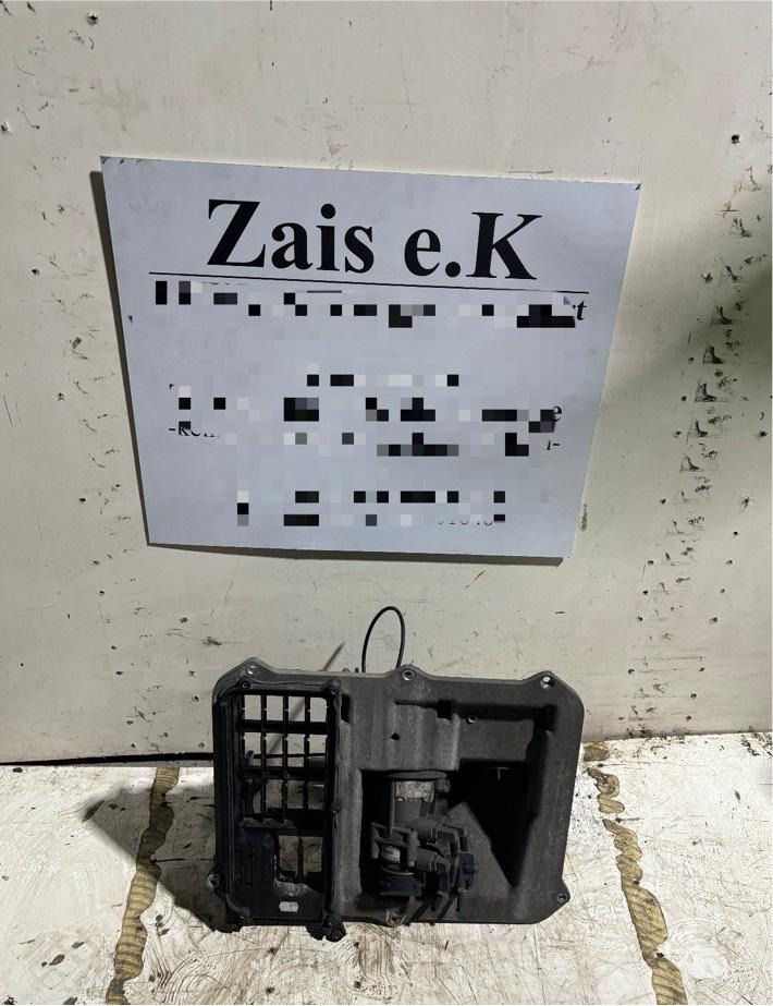 MAN KNORR-BREMSE Fußbremsventil 81.52130-6298 - Педала за Камион: слика 1 MAN KNORR-BREMSE Fußbremsventil 81.52130-6298 - Педала за Камион: слика 1