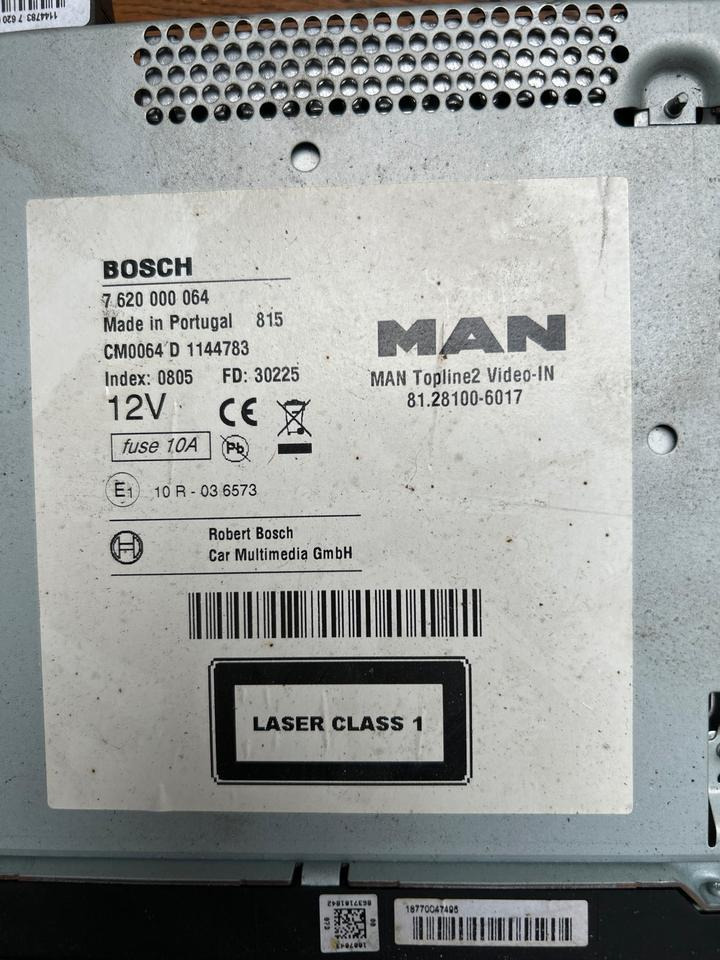 MAN Radio/Navigationssystem TGM BOSCH 81.28100-6017 - Систем за навигација за Камион: слика 3 MAN Radio/Navigationssystem TGM BOSCH 81.28100-6017 - Систем за навигација за Камион: слика 3