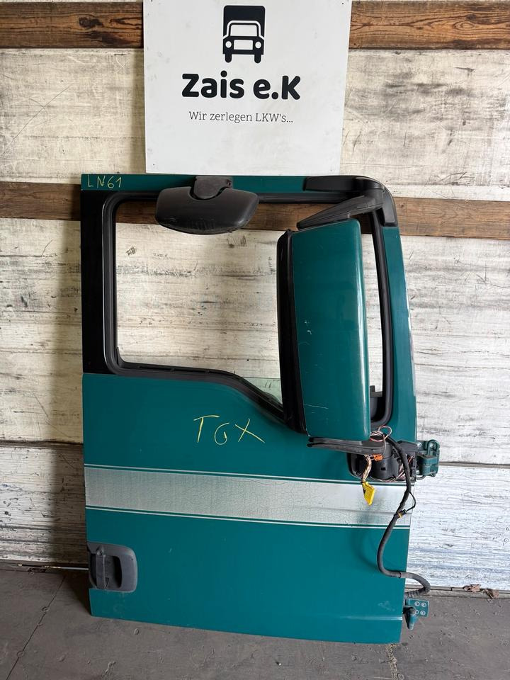 MAN TGX Beifahrertür Grün Spiegel Innenverkleidung LN 61 - Врата и делови за Камион: слика 1 MAN TGX Beifahrertür Grün Spiegel Innenverkleidung LN 61 - Врата и делови за Камион: слика 1