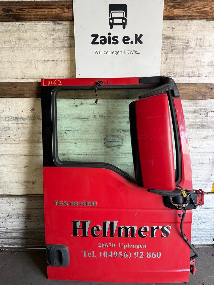 MAN TGX Beifahrertür Rot Spiegel Innenverkleidung LN 62 - Врата и делови за Камион: слика 1 MAN TGX Beifahrertür Rot Spiegel Innenverkleidung LN 62 - Врата и делови за Камион: слика 1