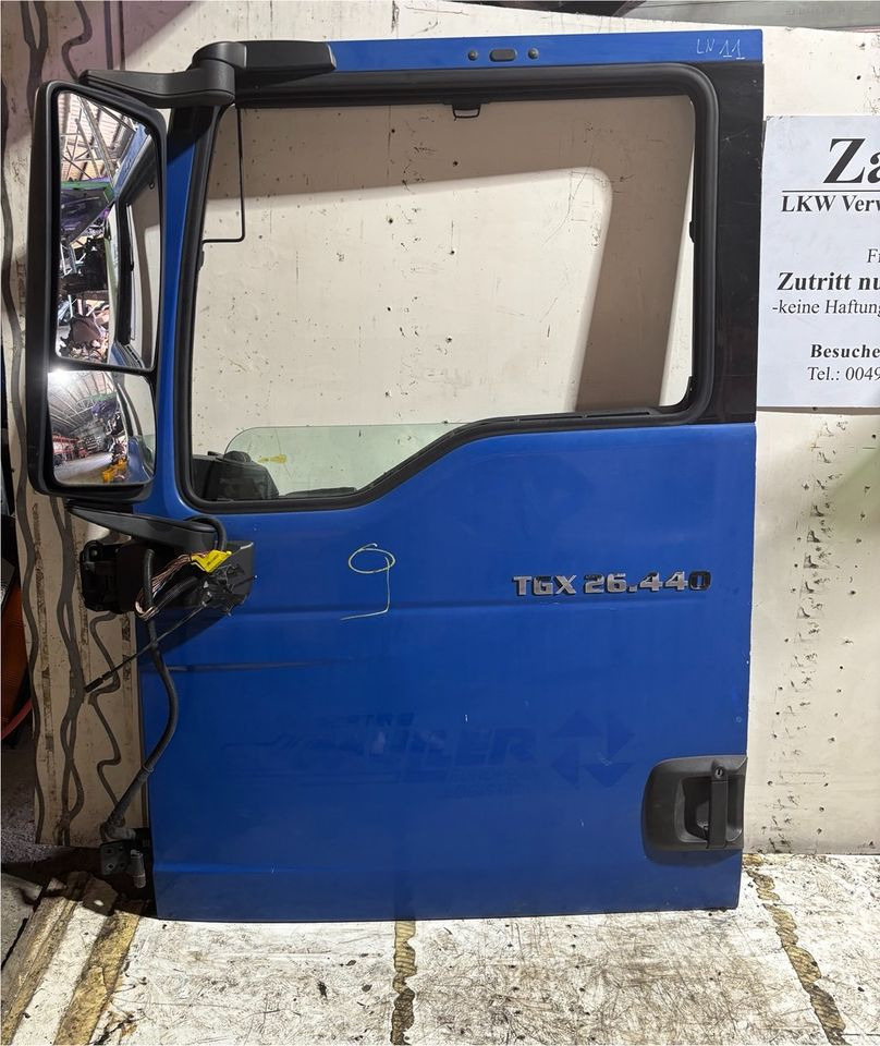 MAN TGX Fahrertür, Tür blau, Spiegel & Innenverkleidung LN 11 - Врата и делови за Камион: слика 2 MAN TGX Fahrertür, Tür blau, Spiegel & Innenverkleidung LN 11 - Врата и делови за Камион: слика 2