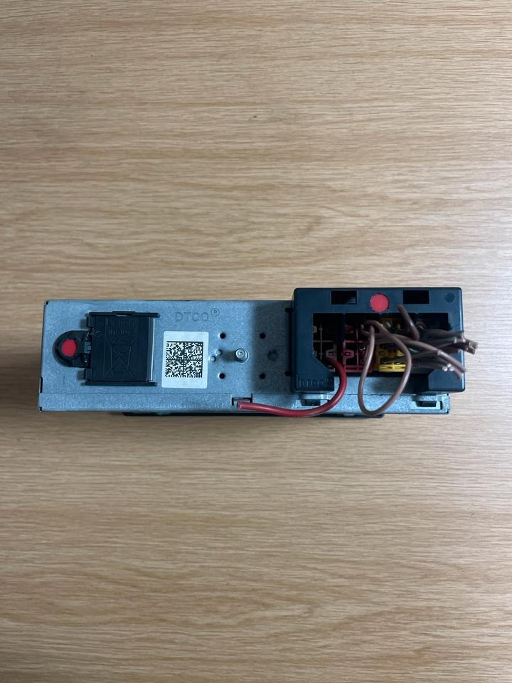 MAN TGX Tachograph 81.27101-6584 - Тахограф за Камион: слика 4 MAN TGX Tachograph 81.27101-6584 - Тахограф за Камион: слика 4