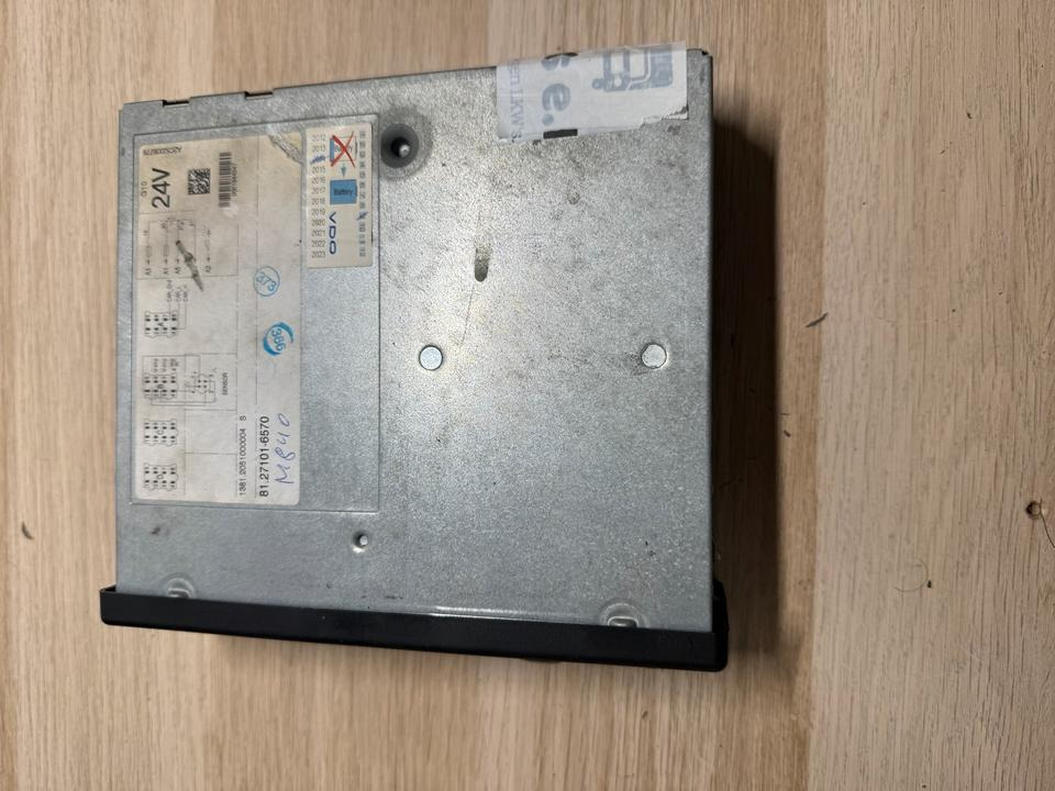 MAN Tachograph 81.27101-6570 - Тахограф: слика 3 MAN Tachograph 81.27101-6570 - Тахограф: слика 3