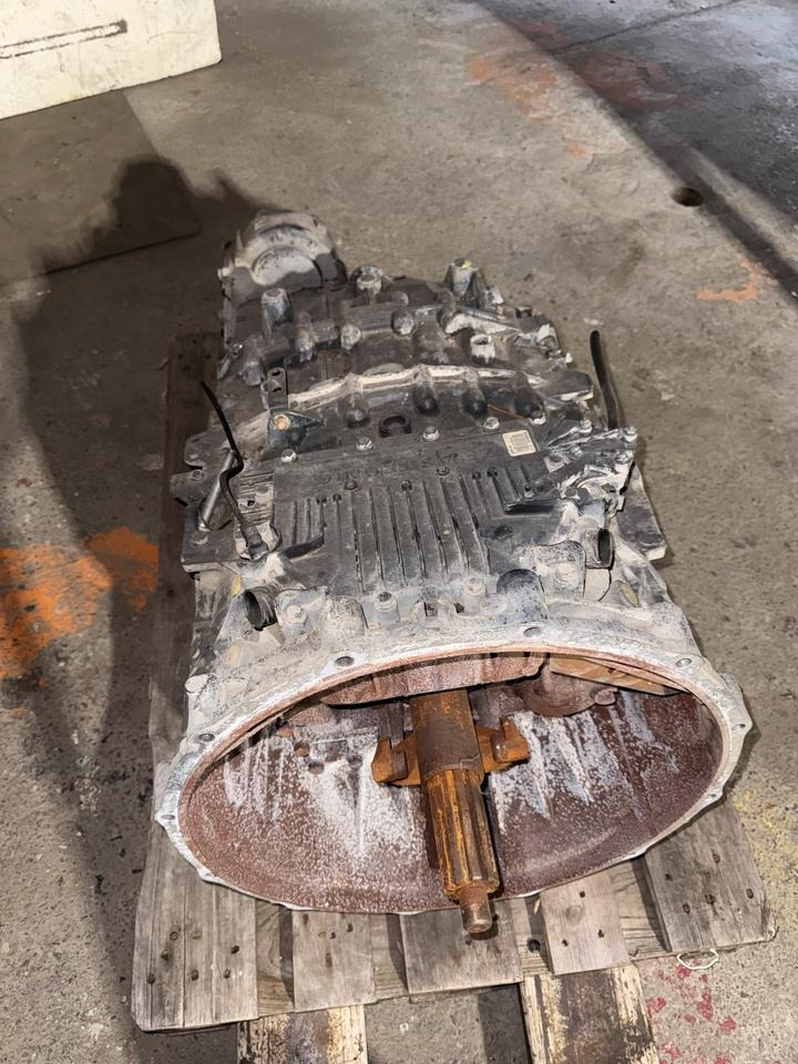 MAN ZF ASTRONIC 12 AS 2130 TD + Doppel Nebenantrieb - Менувач за Камион: слика 2 MAN ZF ASTRONIC 12 AS 2130 TD + Doppel Nebenantrieb - Менувач за Камион: слика 2