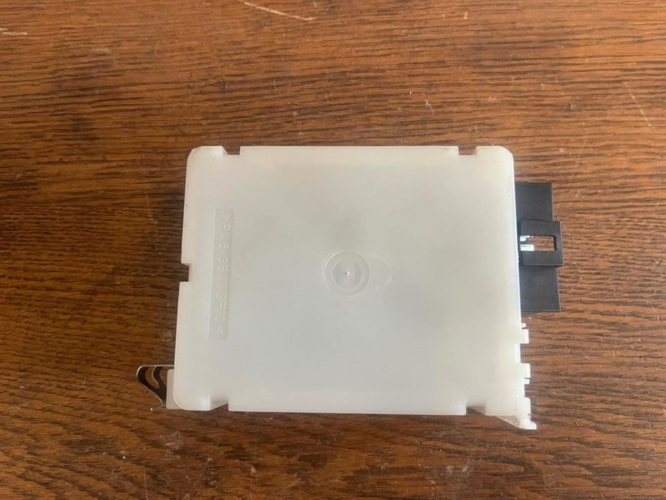 Mercedes Actros MP4 Diebstahlwarnanlage Steuergerät A0004462244 - Единица за контрола за Камион: слика 5 Mercedes Actros MP4 Diebstahlwarnanlage Steuergerät A0004462244 - Единица за контрола за Камион: слика 5