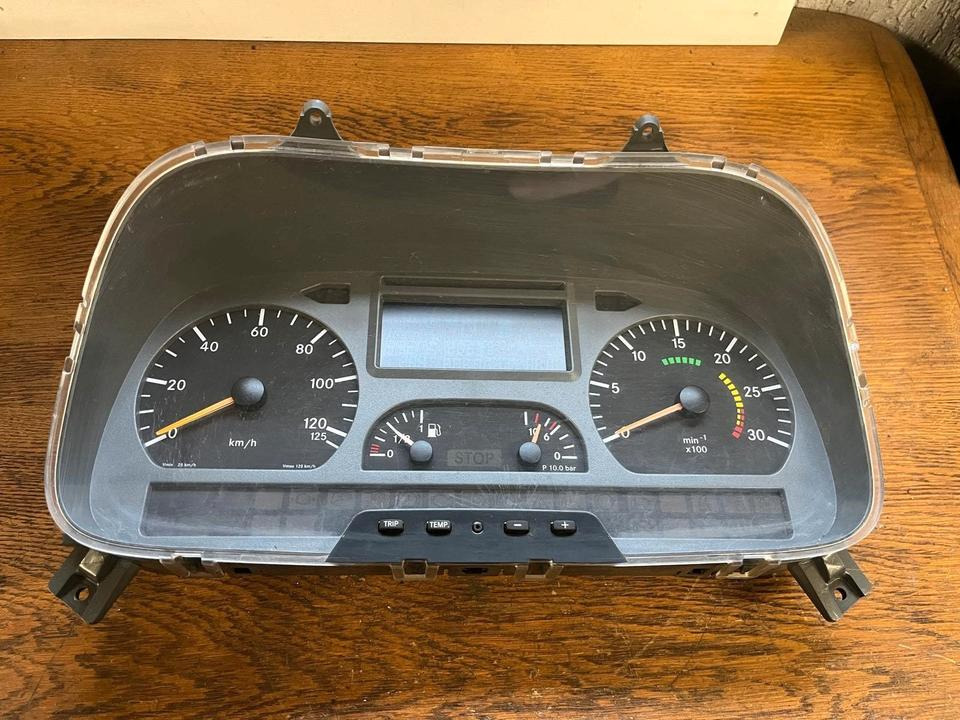Mercedes Atego Kombiinstrument / Tacho A0044463421 - Контролна табла за Камион: слика 2 Mercedes Atego Kombiinstrument / Tacho A0044463421 - Контролна табла за Камион: слика 2