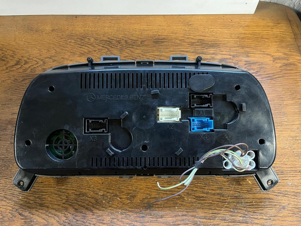 Mercedes Atego Kombiinstrument / Tacho A0044463421 - Контролна табла за Камион: слика 5 Mercedes Atego Kombiinstrument / Tacho A0044463421 - Контролна табла за Камион: слика 5
