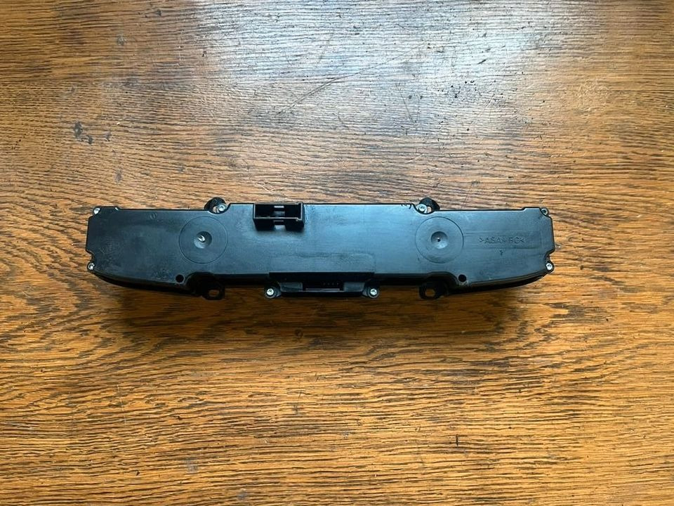 Mercedes Sprinter Warnblinkanlage Schalter 6395454407 - Електричен систем за Камион: слика 4 Mercedes Sprinter Warnblinkanlage Schalter 6395454407 - Електричен систем за Камион: слика 4