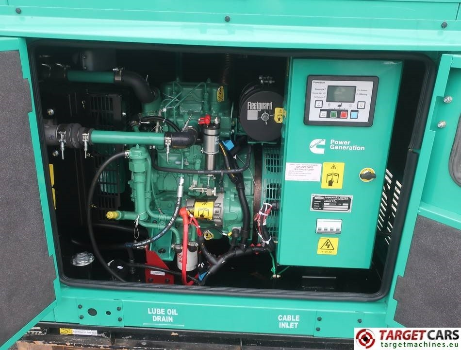 Cummins C15D5P Diesel 15KVA Generator 415V/230V Stamford - Генераторска поставка: слика 5 Cummins C15D5P Diesel 15KVA Generator 415V/230V Stamford - Генераторска поставка: слика 5