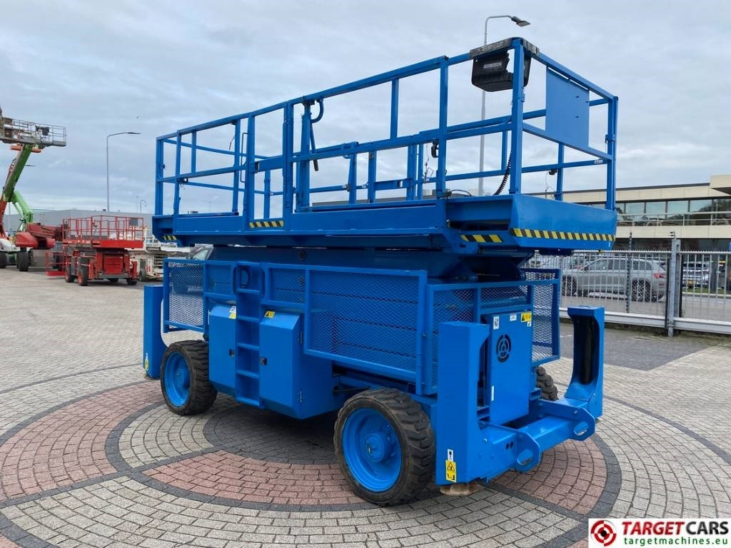 Genie GS-5390RT Diesel 4x4 Scissor Work Lift 1815cm - Кревач ножица: слика 2 Genie GS-5390RT Diesel 4x4 Scissor Work Lift 1815cm - Кревач ножица: слика 2