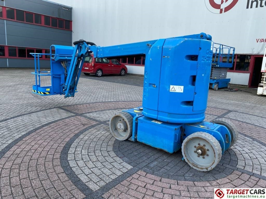 Genie Z-30/20N RJ Articulated Electric Boom Lift 1110cm - Дигачка зглобна платформа: слика 4 Genie Z-30/20N RJ Articulated Electric Boom Lift 1110cm - Дигачка зглобна платформа: слика 4