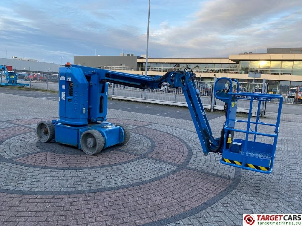 Genie Z-30/20N RJ Articulated Electric Boom Lift 1110cm - Дигачка зглобна платформа: слика 2 Genie Z-30/20N RJ Articulated Electric Boom Lift 1110cm - Дигачка зглобна платформа: слика 2