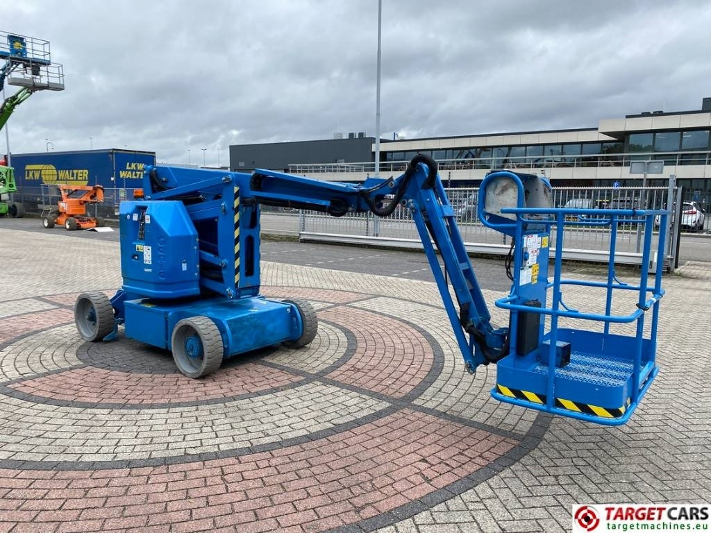 Genie Z-34/22N Electric Articulated Boom Work Lift 152cm - Дигачка зглобна платформа: слика 2 Genie Z-34/22N Electric Articulated Boom Work Lift 152cm - Дигачка зглобна платформа: слика 2