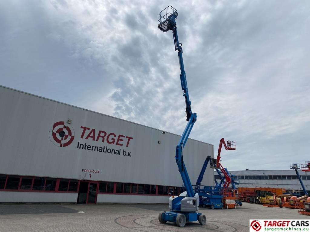 Genie Z-40/23N RJ Articulated Electric Boom Lift 1432cm - Дигачка зглобна платформа: слика 5 Genie Z-40/23N RJ Articulated Electric Boom Lift 1432cm - Дигачка зглобна платформа: слика 5