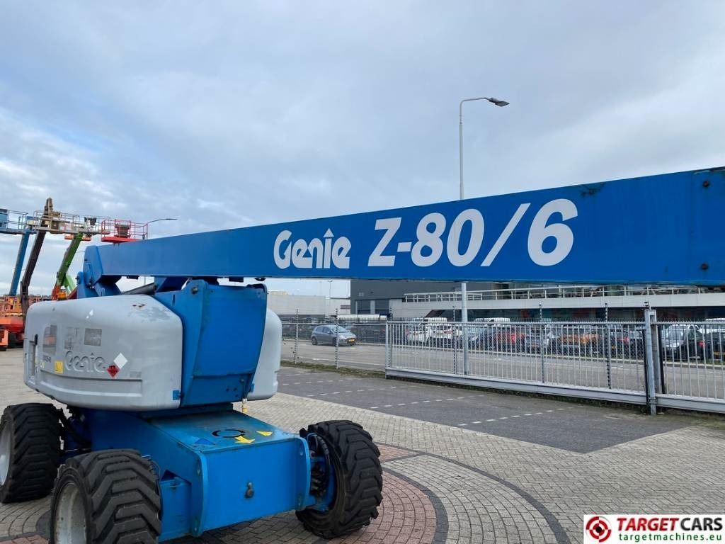 Дигачка зглобна платформа Genie Z-80/60 Articulated 4x4x4 Diesel Boom Lift 2577cm: слика 38