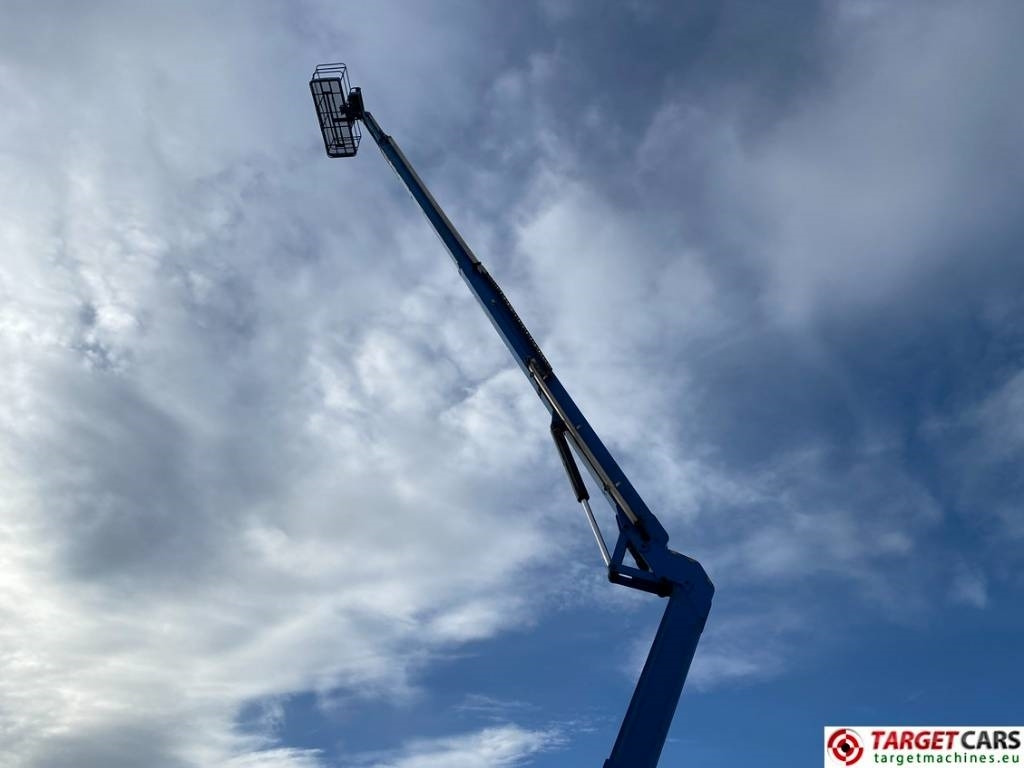 Дигачка зглобна платформа Genie Z-80/60 Articulated 4x4x4 Diesel Boom Lift 2577cm: слика 30