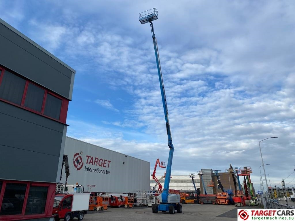 Дигачка зглобна платформа Genie Z-80/60 Articulated 4x4x4 Diesel Boom Lift 2577cm: слика 27