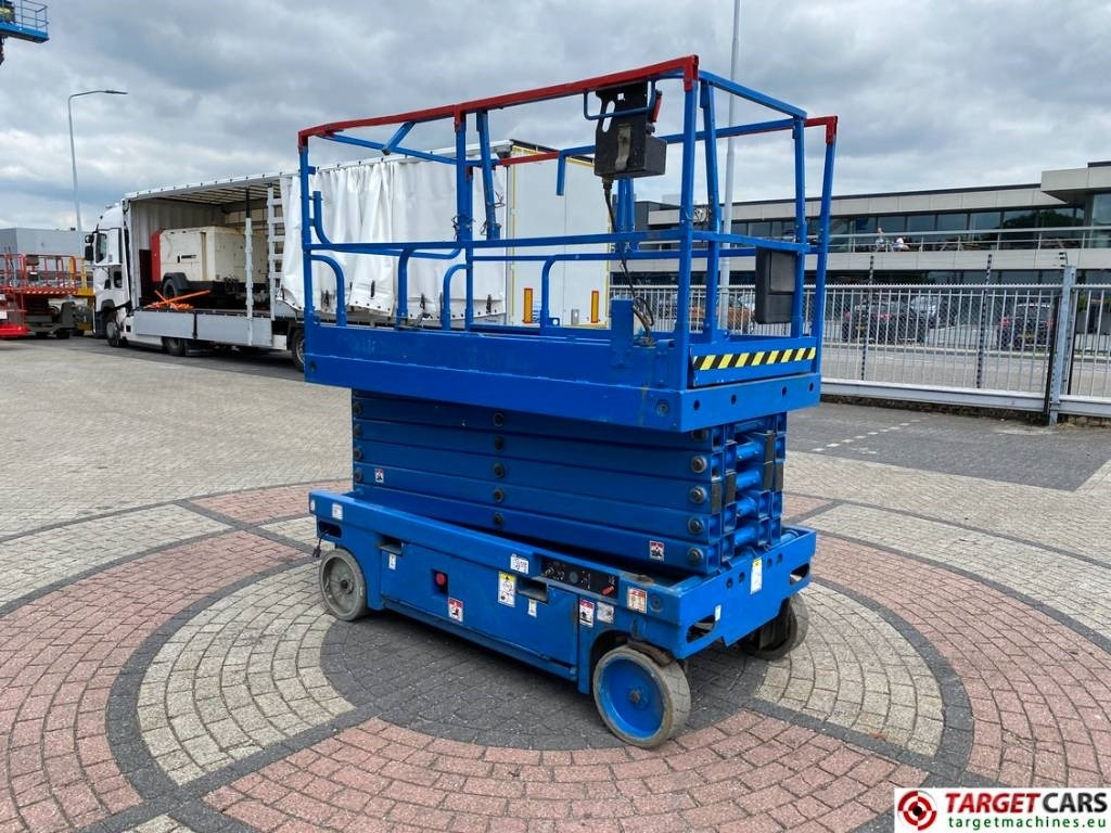 Haulotte Compact 14 Electric Scissor Work Lift 1385cm - Кревач ножица: слика 2 Haulotte Compact 14 Electric Scissor Work Lift 1385cm - Кревач ножица: слика 2