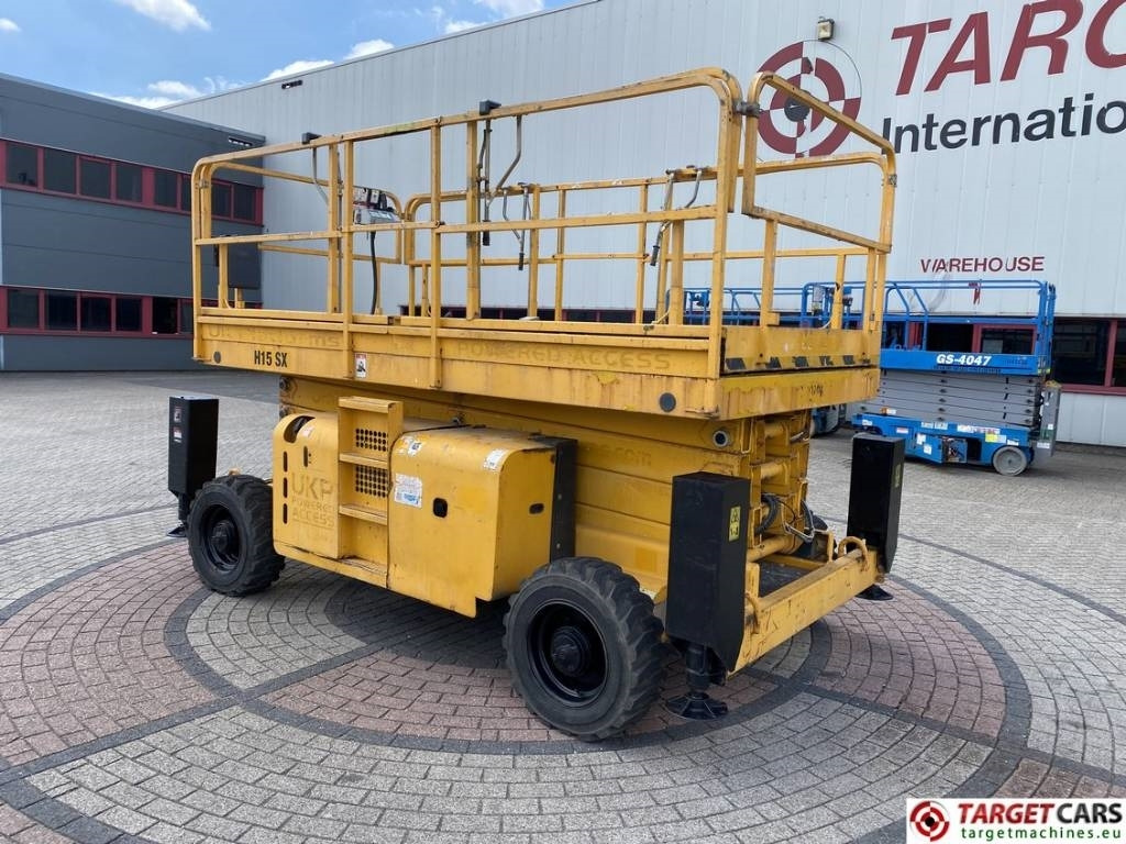 Haulotte H15SXNT Diesel H15SX 4x4 Scissor Work Lift 1500cm - Кревач ножица: слика 4 Haulotte H15SXNT Diesel H15SX 4x4 Scissor Work Lift 1500cm - Кревач ножица: слика 4