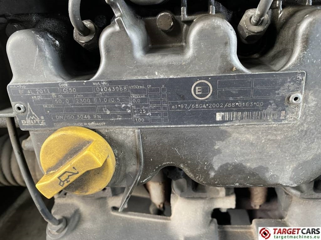 Кревач ножица Holland Lift Combistar M-250DL27 diesel scissor worklift 27.20M: слика 11 Кревач ножица Holland Lift Combistar M-250DL27 diesel scissor worklift 27.20M: слика 11