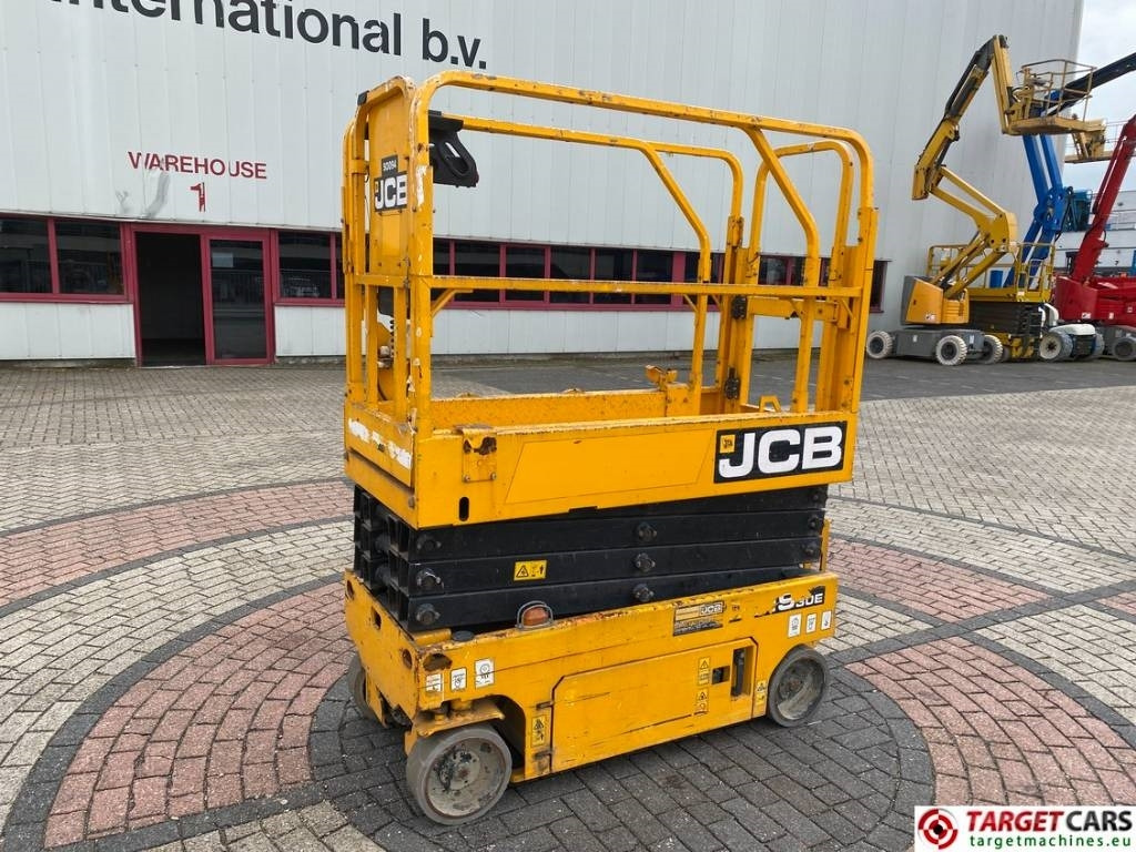 JCB S1930E Electric Scissor Work Lift 780cm - Кревач ножица: слика 1 JCB S1930E Electric Scissor Work Lift 780cm - Кревач ножица: слика 1
