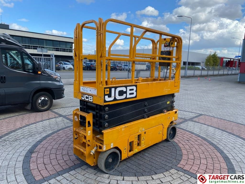 JCB S2632E Electric Scissor Work Lift 1010cm - Кревач ножица: слика 3 JCB S2632E Electric Scissor Work Lift 1010cm - Кревач ножица: слика 3