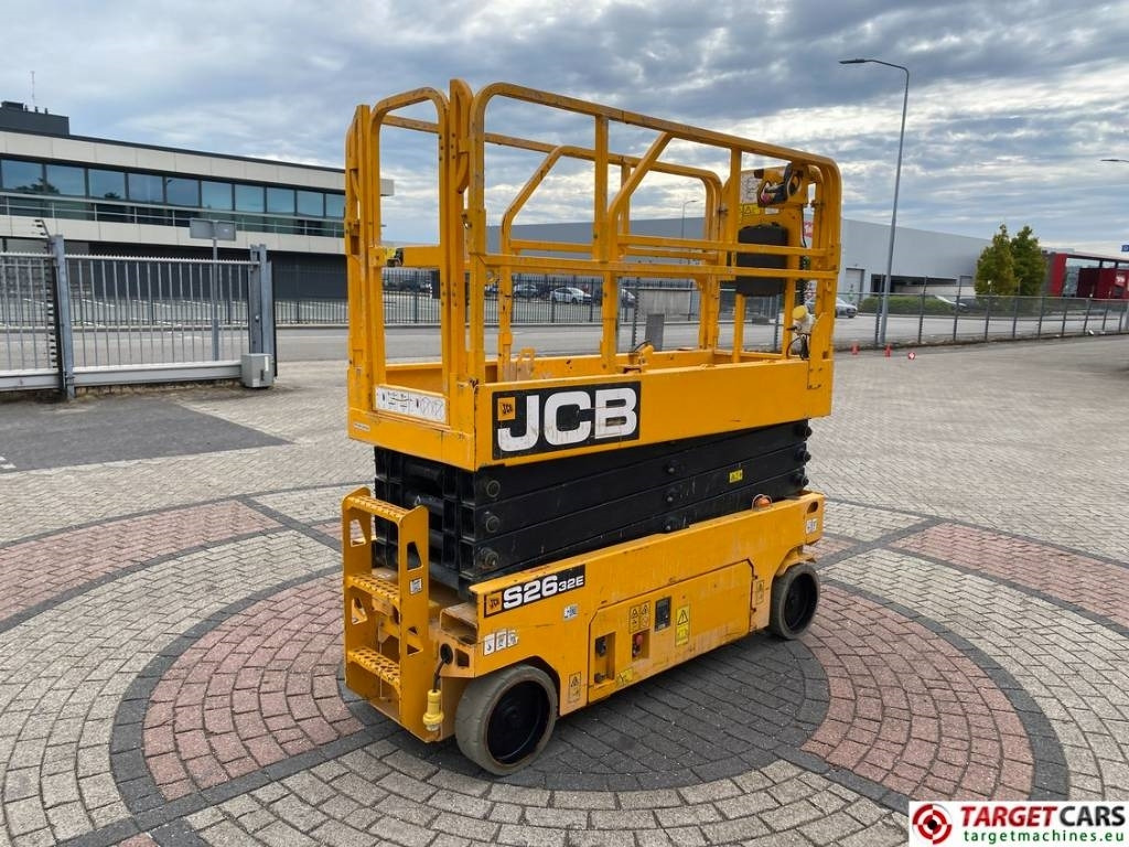 JCB S2632E Electric Scissor Work Lift 1010cm - Кревач ножица: слика 3 JCB S2632E Electric Scissor Work Lift 1010cm - Кревач ножица: слика 3