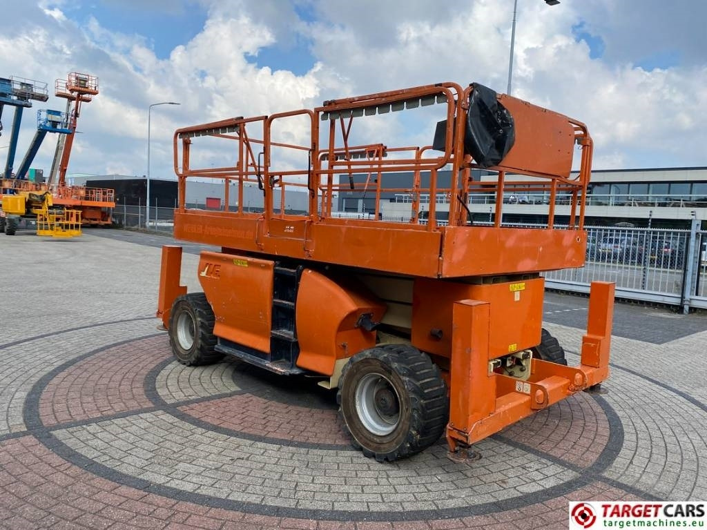 JLG 3394RT Diesel 4x4 Scissor Work Lift 1206cm - Кревач ножица: слика 2 JLG 3394RT Diesel 4x4 Scissor Work Lift 1206cm - Кревач ножица: слика 2