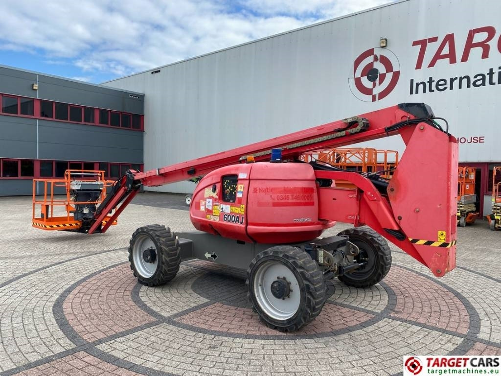 JLG 600AJ Articulated 4x4 Diesel Boom Work Lift 2047cm - Дигачка зглобна платформа: слика 4 JLG 600AJ Articulated 4x4 Diesel Boom Work Lift 2047cm - Дигачка зглобна платформа: слика 4