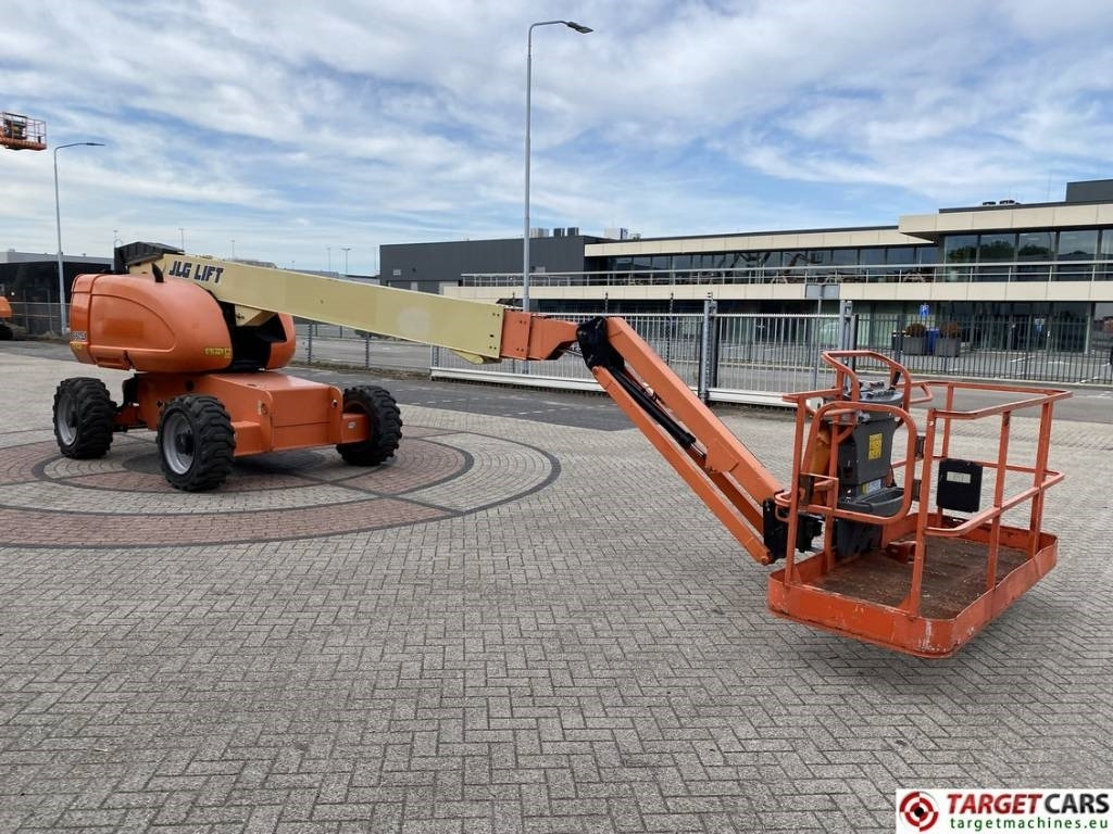 JLG 660SJ Telescopic 4x4 Diesel Boom Work Lift 2232cm - Телескопска платформа: слика 2 JLG 660SJ Telescopic 4x4 Diesel Boom Work Lift 2232cm - Телескопска платформа: слика 2