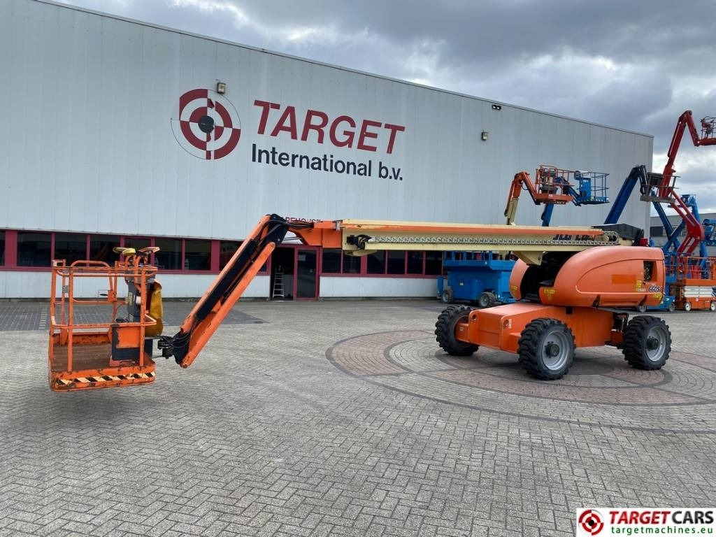 JLG 660SJ Telescopic 4x4 Diesel Boom Work Lift 2232cm - Телескопска платформа: слика 1 JLG 660SJ Telescopic 4x4 Diesel Boom Work Lift 2232cm - Телескопска платформа: слика 1