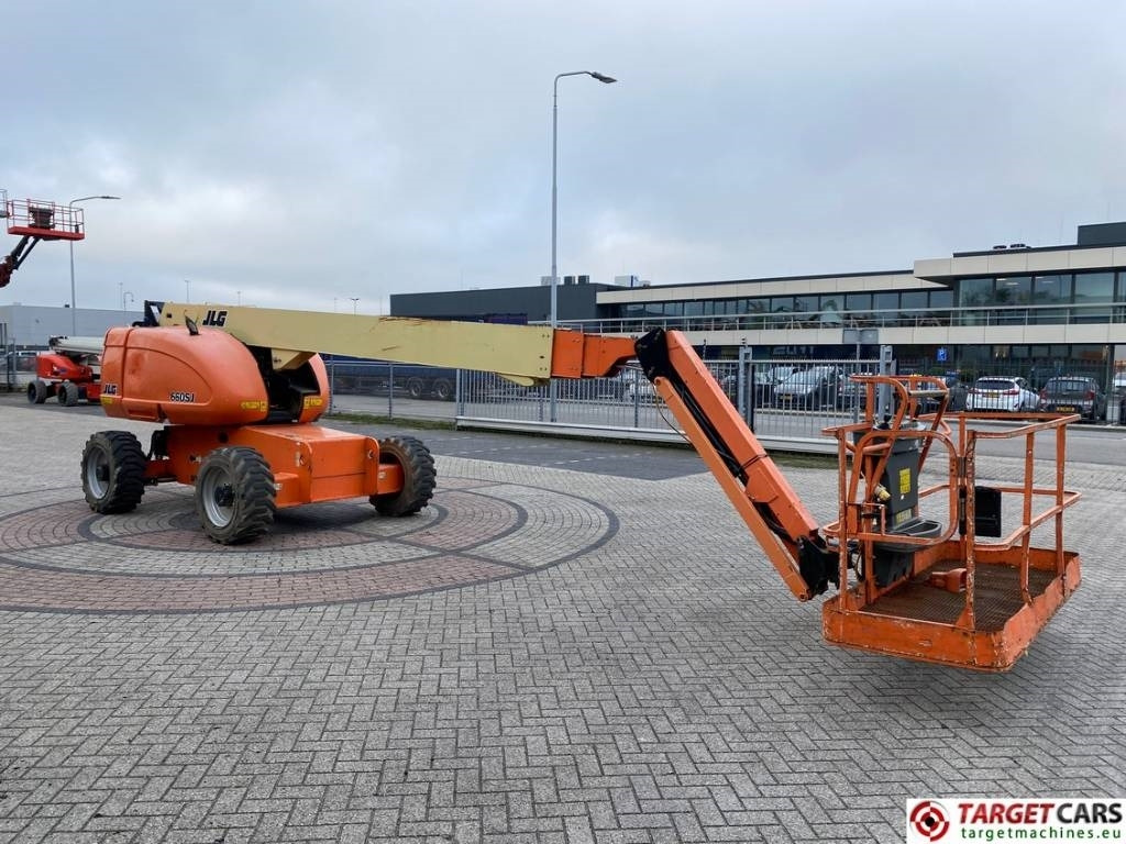JLG 660SJ Telescopic 4x4 Diesel Boom Work Lift 2232cm - Телескопска платформа: слика 2 JLG 660SJ Telescopic 4x4 Diesel Boom Work Lift 2232cm - Телескопска платформа: слика 2