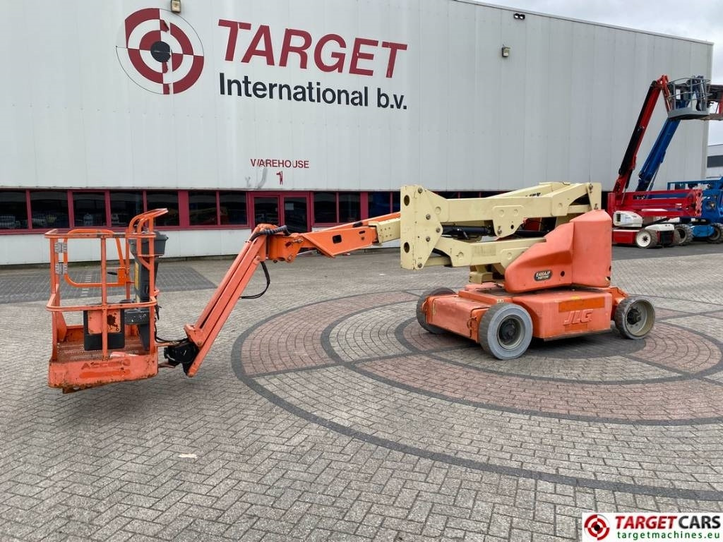 JLG E400AJPN Jib Plus Articulated Boom Lift 1419cm - Дигачка зглобна платформа: слика 1 JLG E400AJPN Jib Plus Articulated Boom Lift 1419cm - Дигачка зглобна платформа: слика 1