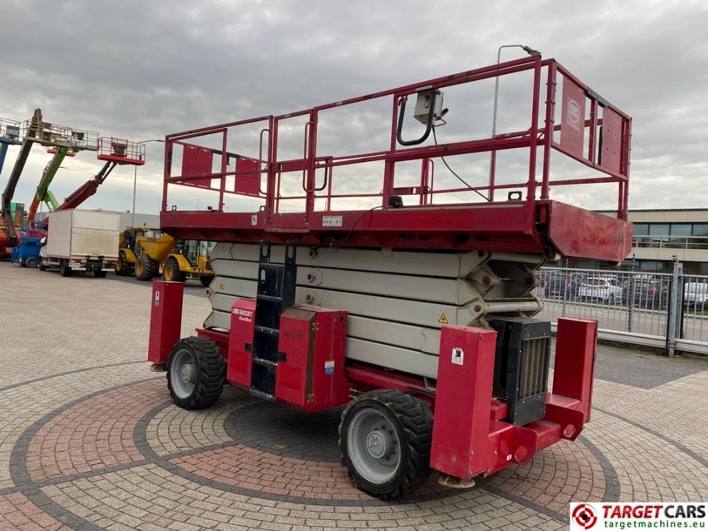 MEC 6092RT Diesel 4x4 Scissor Work Lift 2020cm - Кревач ножица: слика 2 MEC 6092RT Diesel 4x4 Scissor Work Lift 2020cm - Кревач ножица: слика 2
