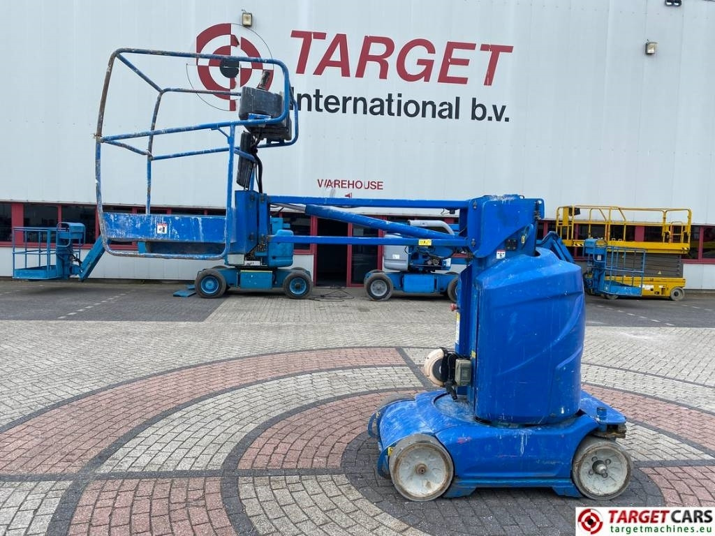 Manitou 100VJR Electric Vertical Mast Work Lift 990cm - Дигачка платформа: слика 5 Manitou 100VJR Electric Vertical Mast Work Lift 990cm - Дигачка платформа: слика 5