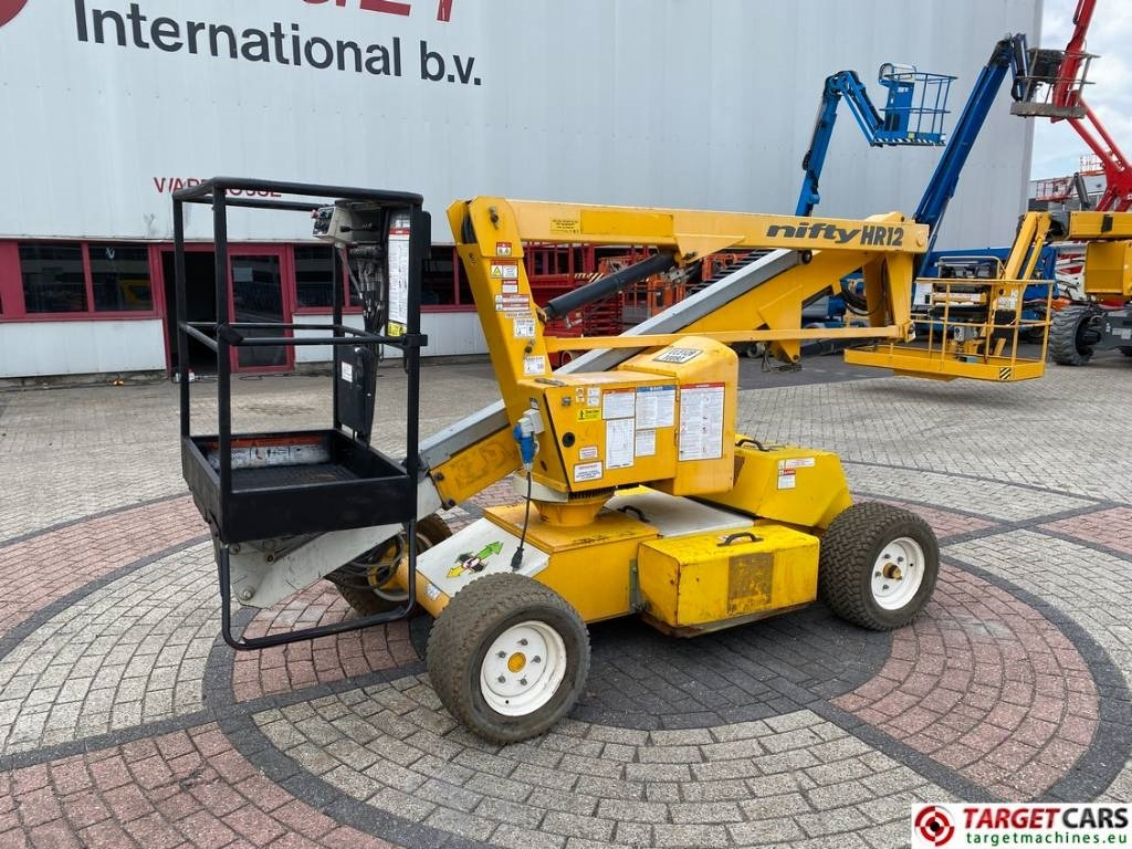 Niftylift HR12NDE HyBrid Articulated Boom Work Lift 1220cm - Дигачка зглобна платформа: слика 1 Niftylift HR12NDE HyBrid Articulated Boom Work Lift 1220cm - Дигачка зглобна платформа: слика 1
