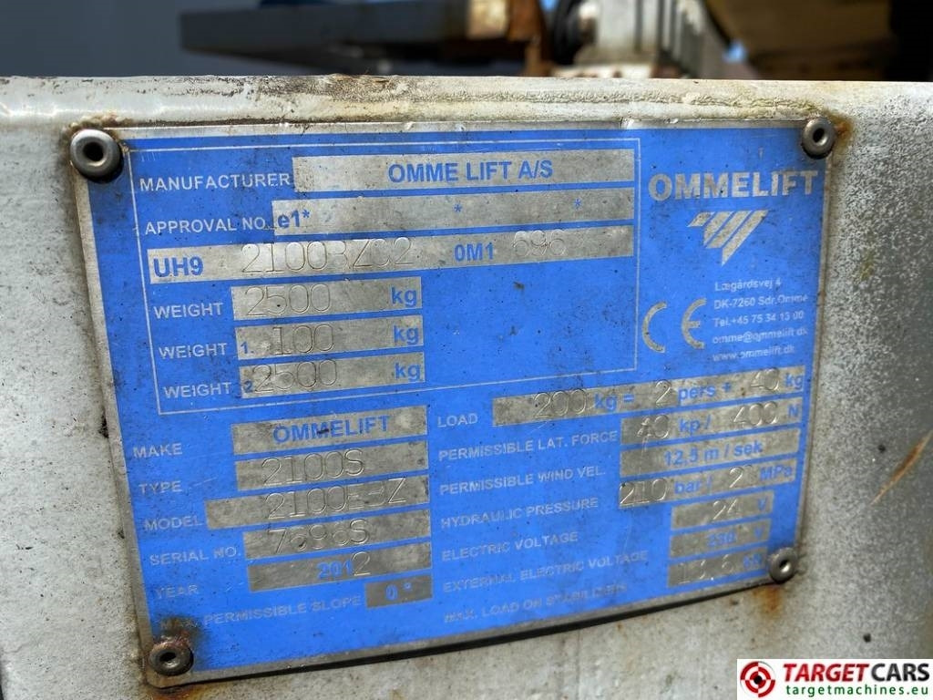 Дигачка платформа на приколка Ommelift Omme 2100EBZ Tow Boom Telescopic Lift 2110cm: слика 10