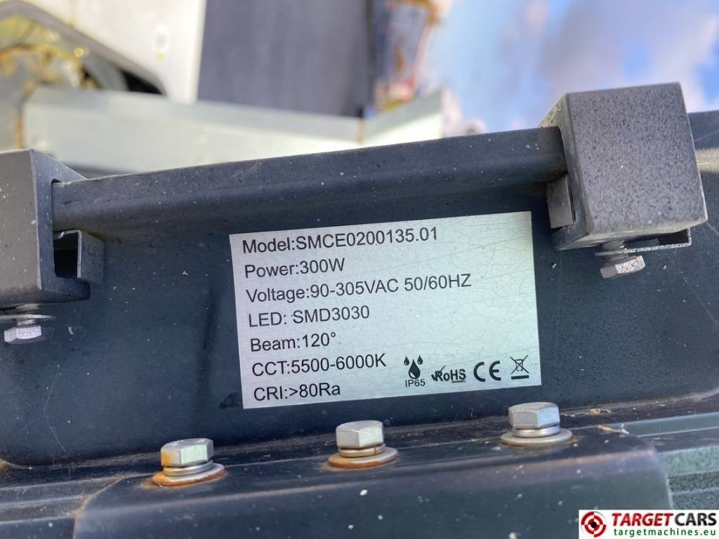 Кула за рефлектори SMC SL80 Tower Light SL80K 4x300W Led: слика 20