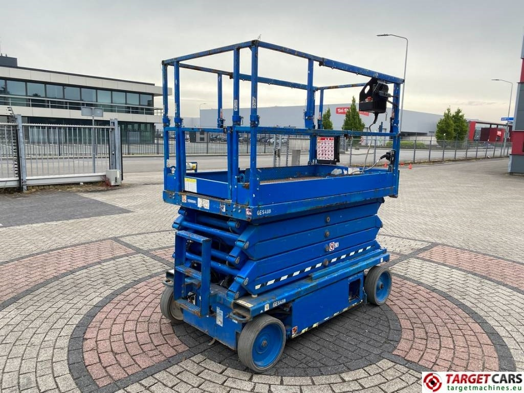 SkyJack SJ4732 Electric 4732 Scissor Work Lift 1165cm - Кревач ножица: слика 3 SkyJack SJ4732 Electric 4732 Scissor Work Lift 1165cm - Кревач ножица: слика 3