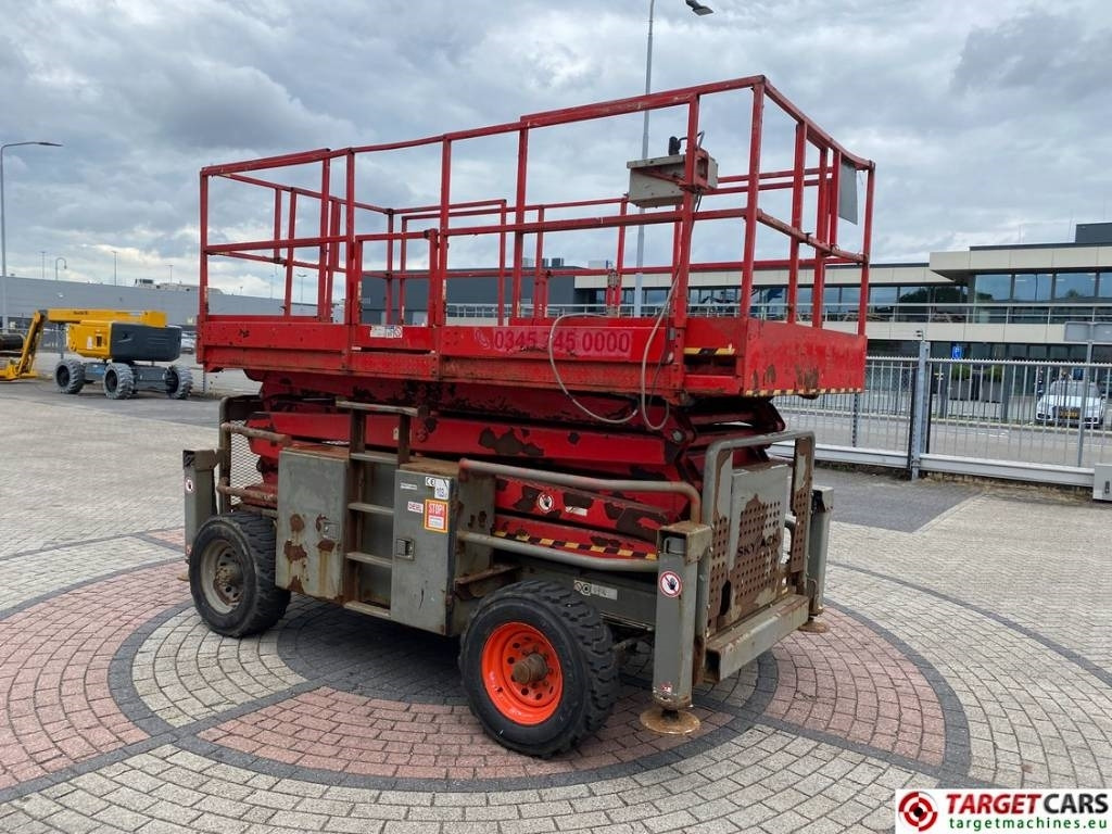 SkyJack SJ8841RT Diesel 4x4 Scissor Work Lift 1430cm - Кревач ножица: слика 2 SkyJack SJ8841RT Diesel 4x4 Scissor Work Lift 1430cm - Кревач ножица: слика 2