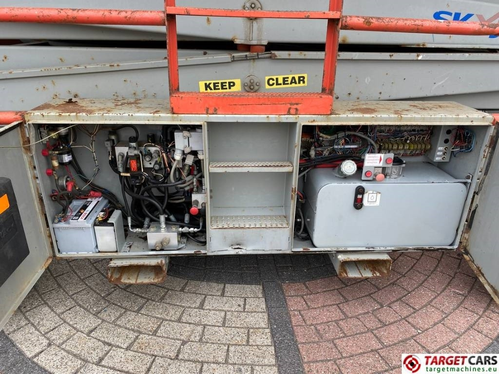 Кревач ножица SkyJack SJ9250 RT Diesel Scissor Work Lift 1720cm: слика 12